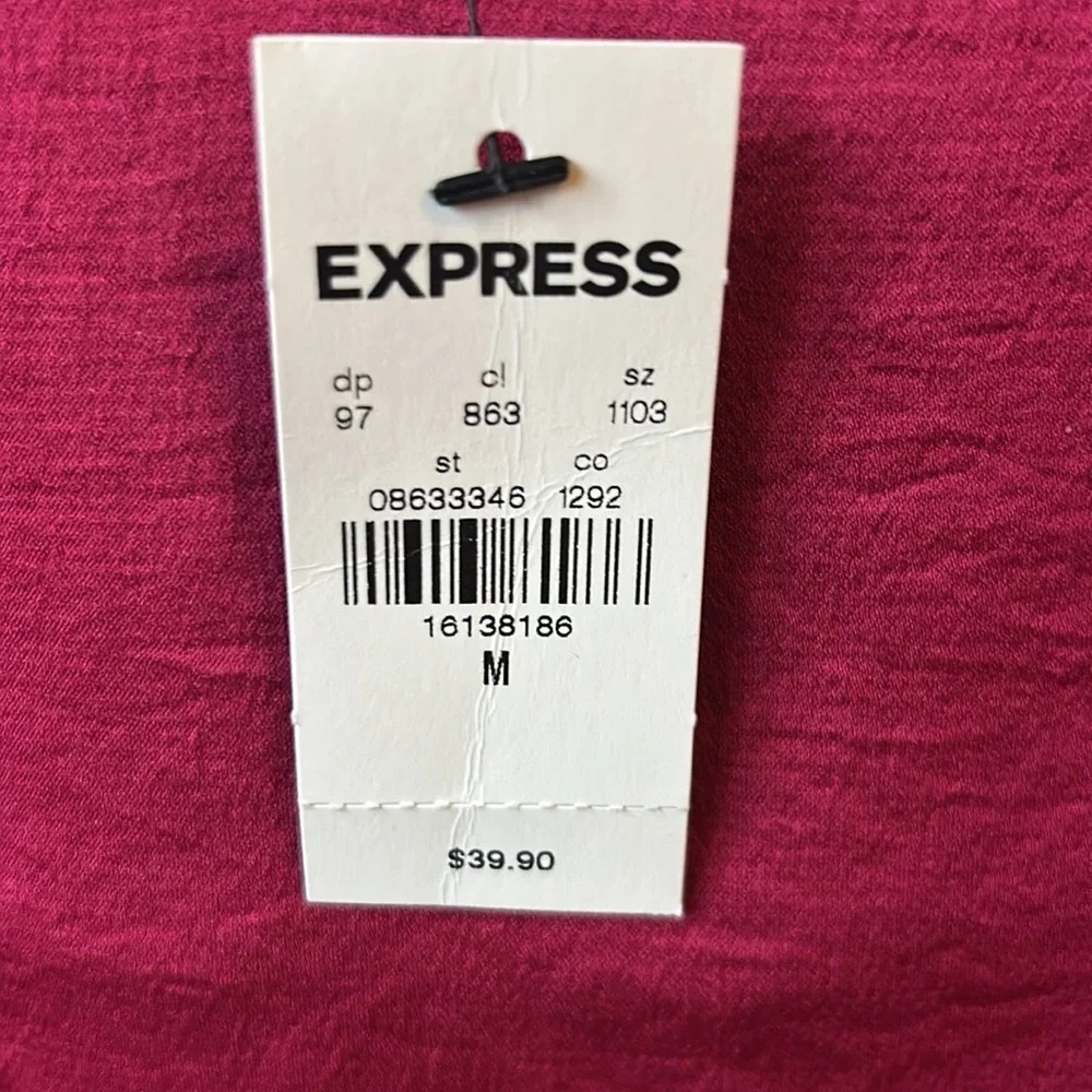 Express stain look v neck tank top, tags no longer attached. - Picture 3 of 3